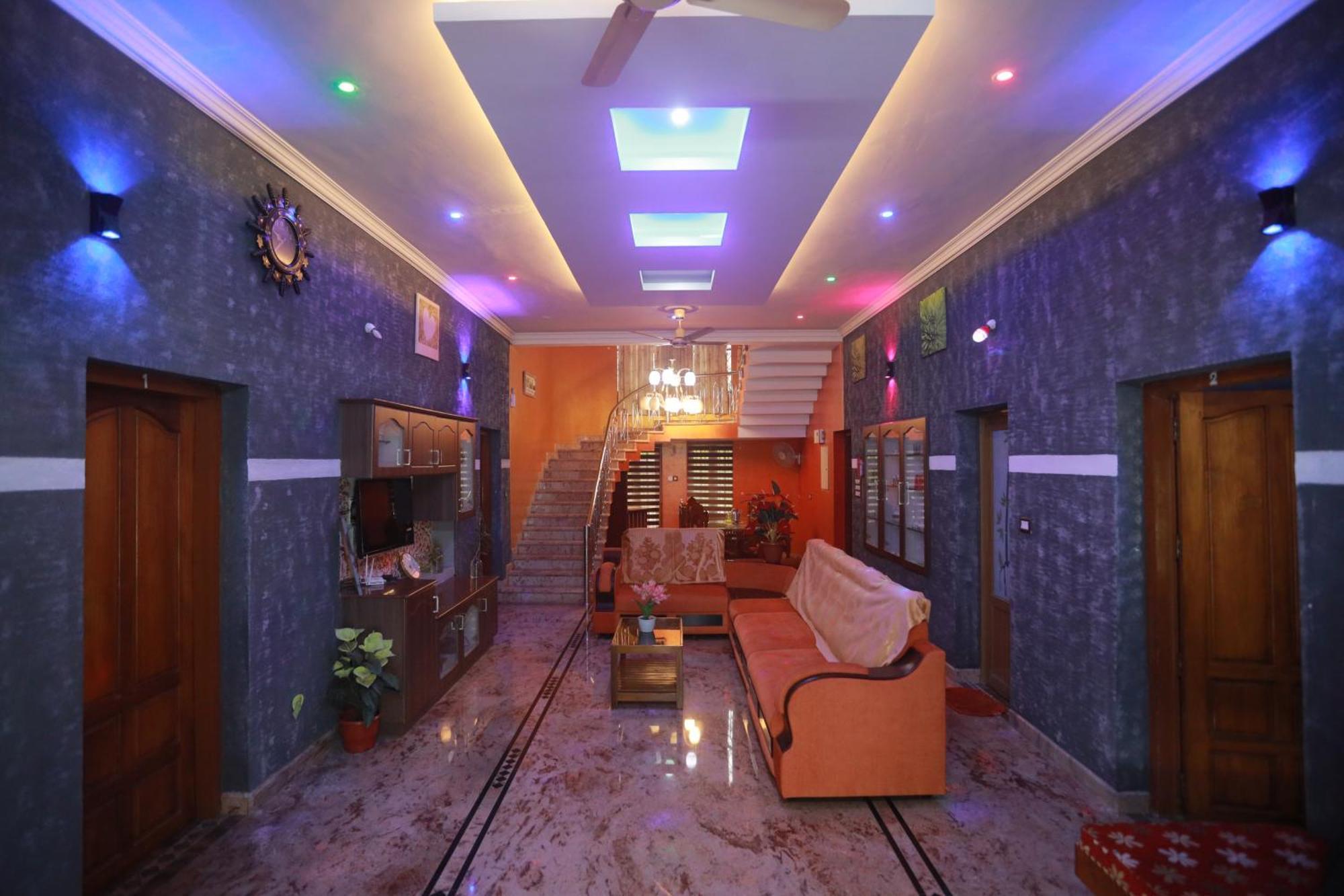 Gilead Holliday Hotel Tamarakulam Exterior foto