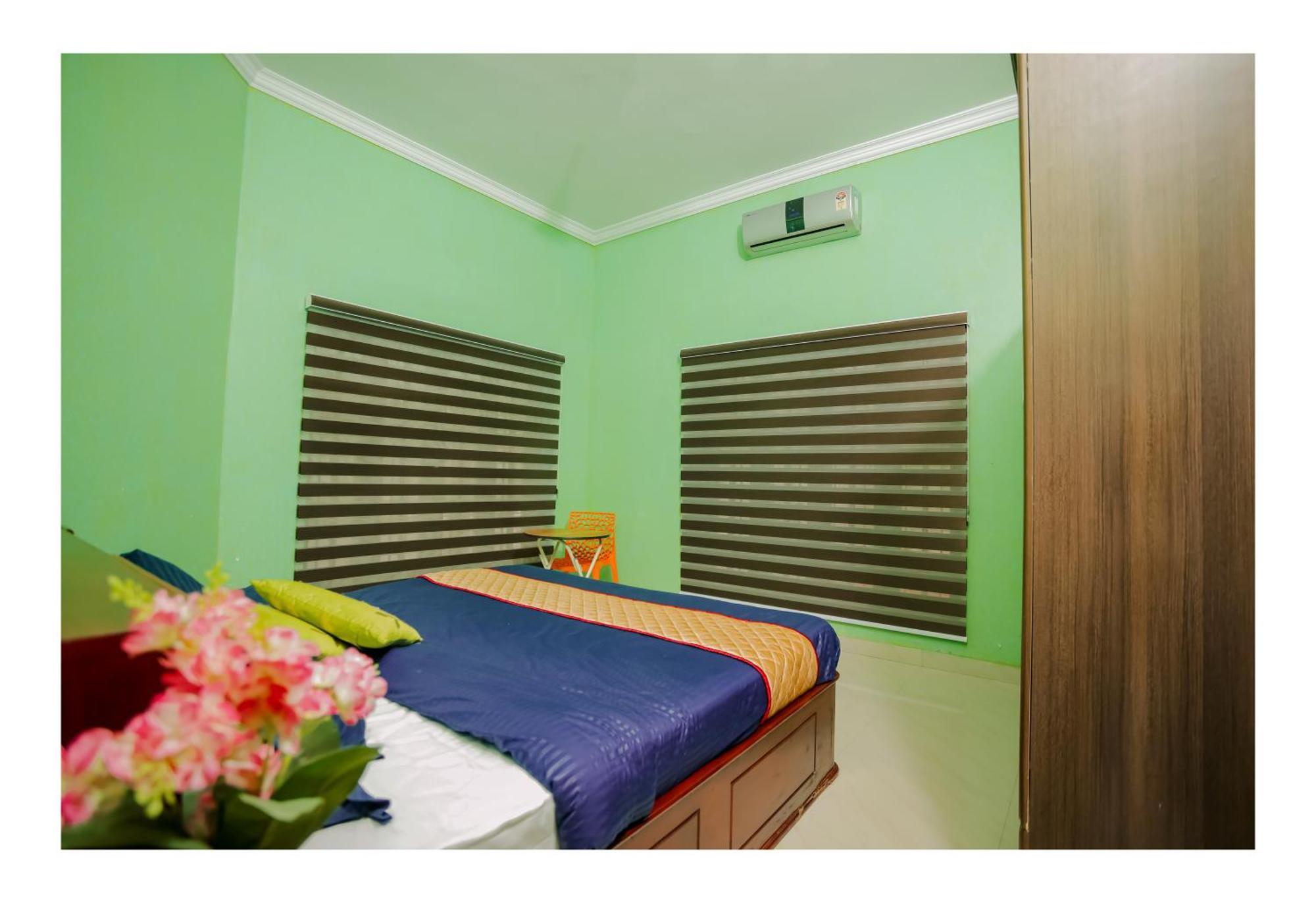 Gilead Holliday Hotel Tamarakulam Exterior foto